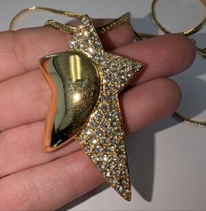 EVC SWAROVSKI EX LRG GOLD TONE STAR & CRYSTALS PENDANT NECKLACE